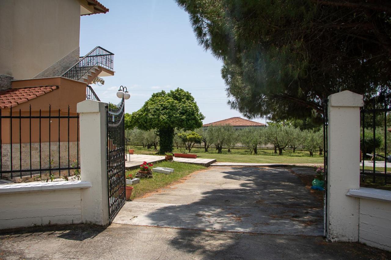 Olivemare Holidays Неа-Ираклия Экстерьер фото