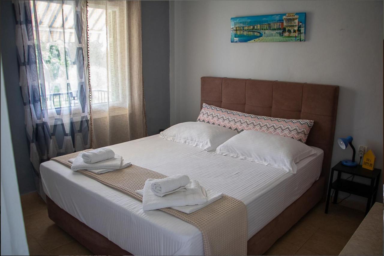Olivemare Holidays Неа-Ираклия Экстерьер фото